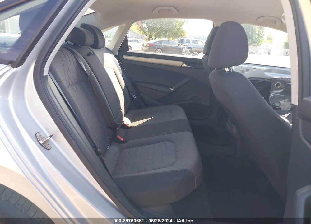 2020 VOLKSWAGEN PASSAT 2.0T S VIN: 1VWAA7A33LC011982