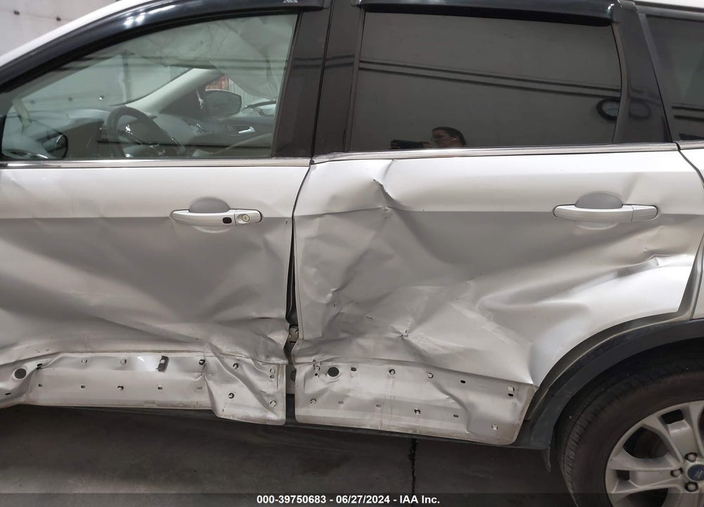 2014 FORD ESCAPE TITANIUM VIN: 1FMCU0J99EUA87052