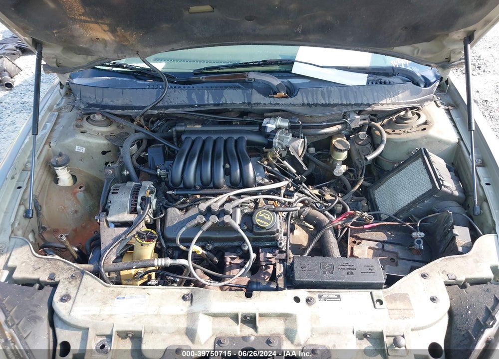 2001 FORD TAURUS SES VIN: 1FAFP55U81A133136