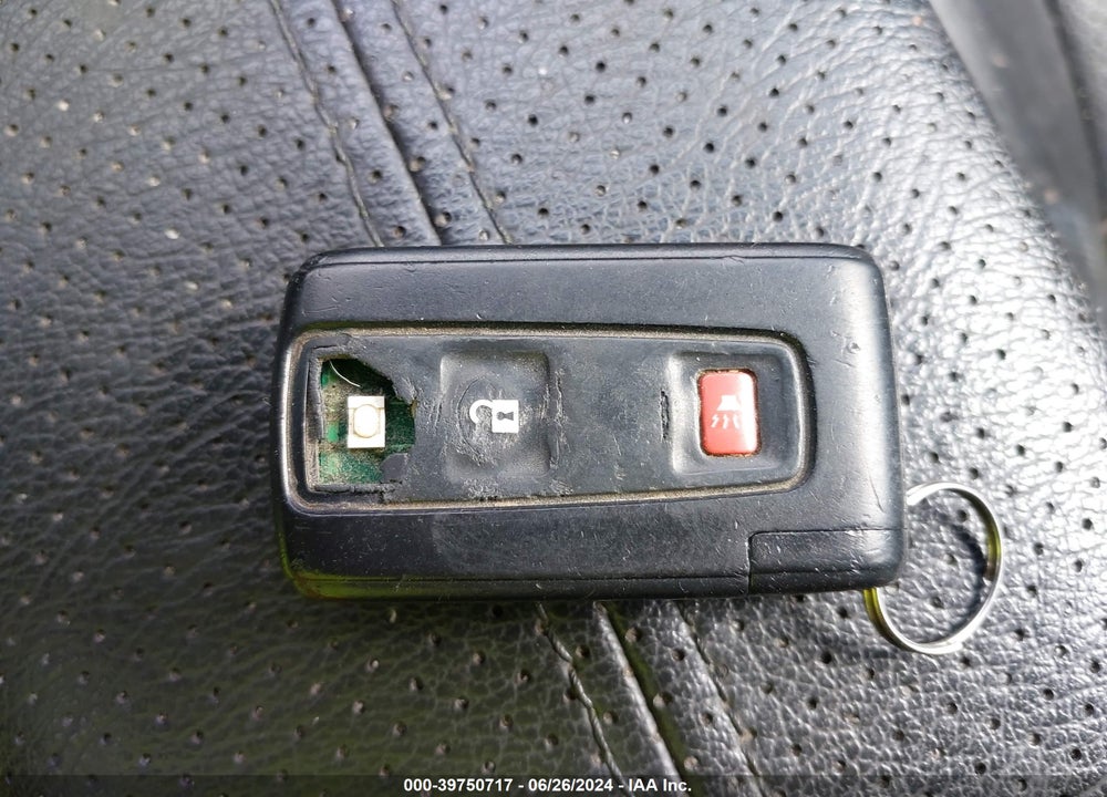 2008 TOYOTA PRIUS VIN: JTDKB20UX87697519