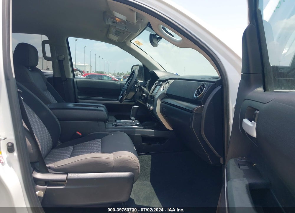 2019 TOYOTA TUNDRA SR5 5.7L V8 VIN: 5TFDY5F17KX832095