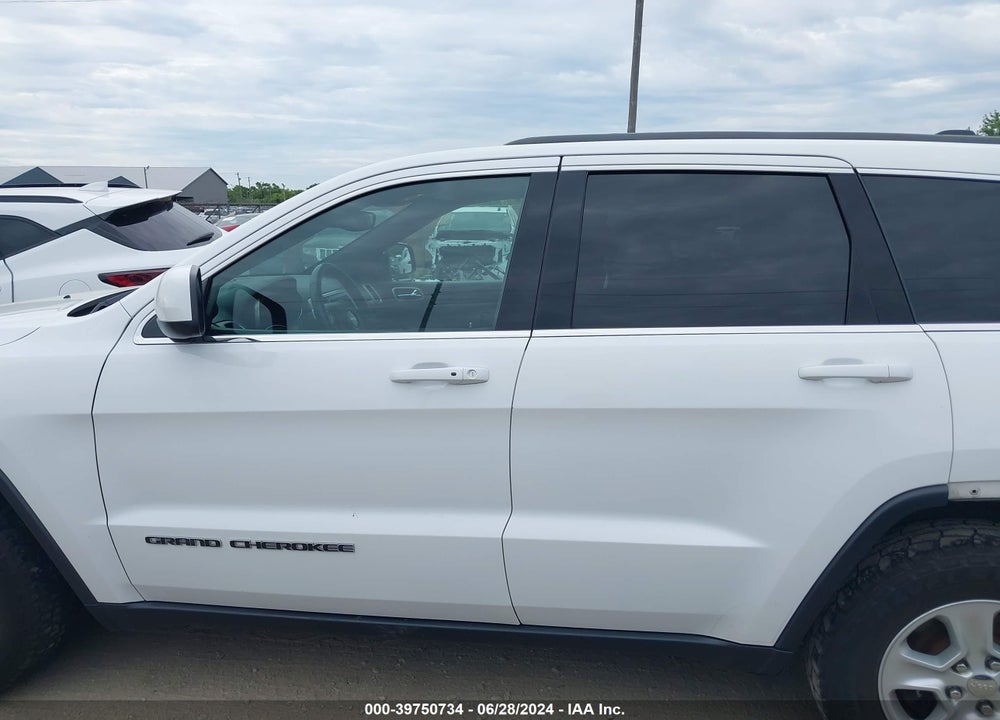 2017 JEEP GRAND CHEROKEE LAREDO 4X4 VIN: 1C4RJFAG4HC684791