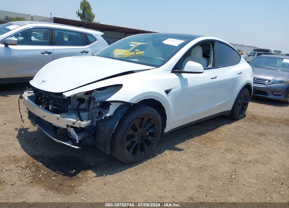 2021 TESLA MODEL Y LONG RANGE DUAL MOTOR ALL-WHEEL DRIVE VIN: 5YJYGAEE8MF300644