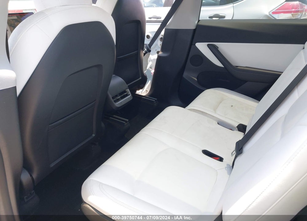 2021 TESLA MODEL Y LONG RANGE DUAL MOTOR ALL-WHEEL DRIVE VIN: 5YJYGAEE8MF300644