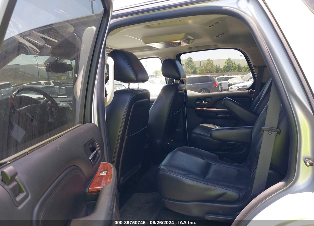 2010 CADILLAC ESCALADE PREMIUM VIN: 1GYUKCEF1AR166352