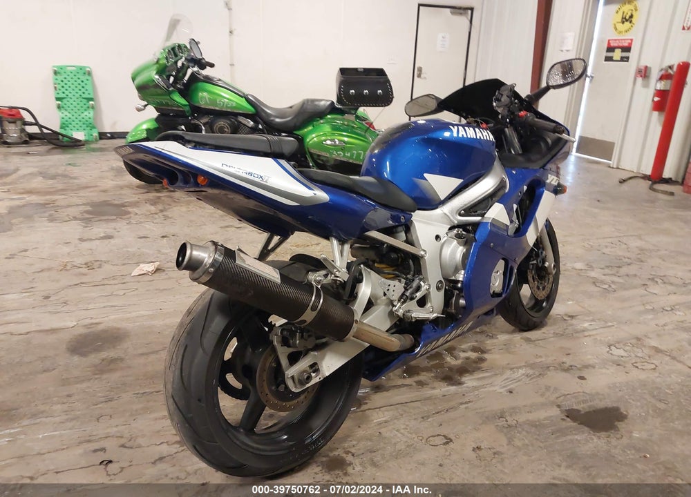 2000 YAMAHA YZFR6 L VIN: JYARJ04E0YA010149