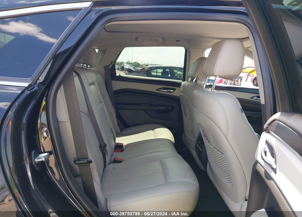 2014 CADILLAC SRX LUXURY COLLECTION VIN: 3GYFNBE37ES664848