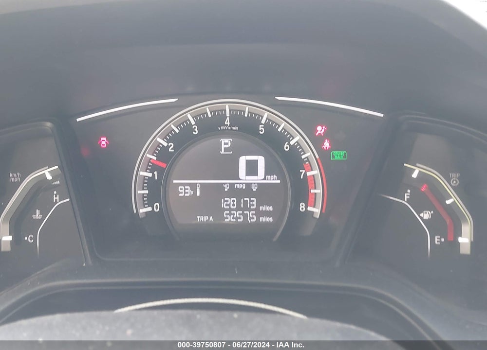 2018 HONDA CIVIC LX VIN: 2HGFC2F56JH557235