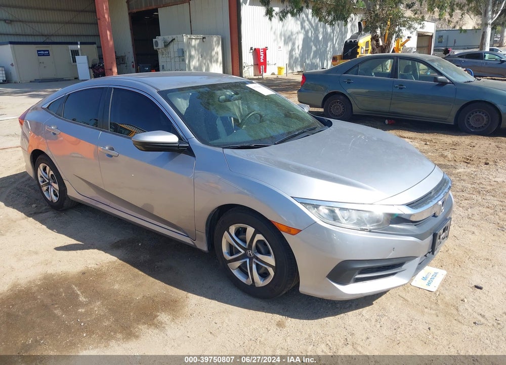 2018 HONDA CIVIC LX VIN: 2HGFC2F56JH557235