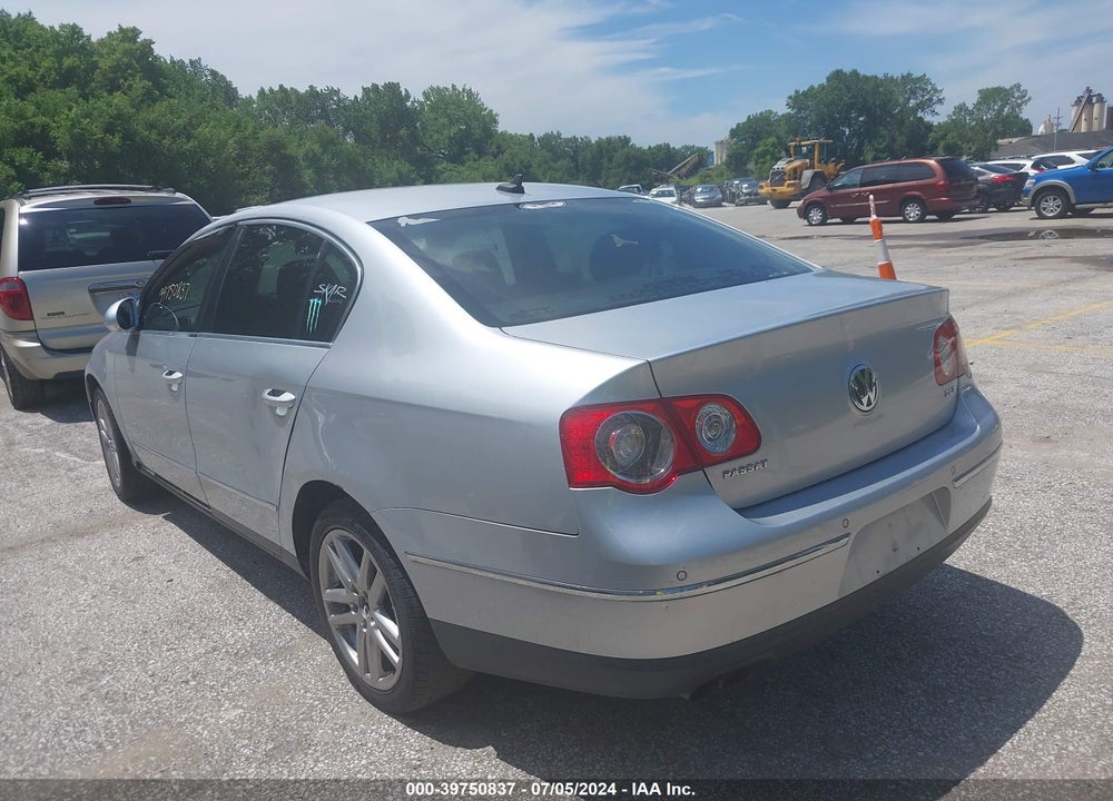 2008 VOLKSWAGEN PASSAT LUX VIN: WVWEK93C38E009350
