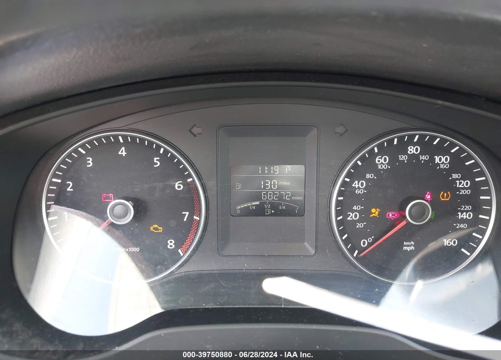 2014 VOLKSWAGEN JETTA 1.8T SE VIN: 3VWD17AJ0EM239855