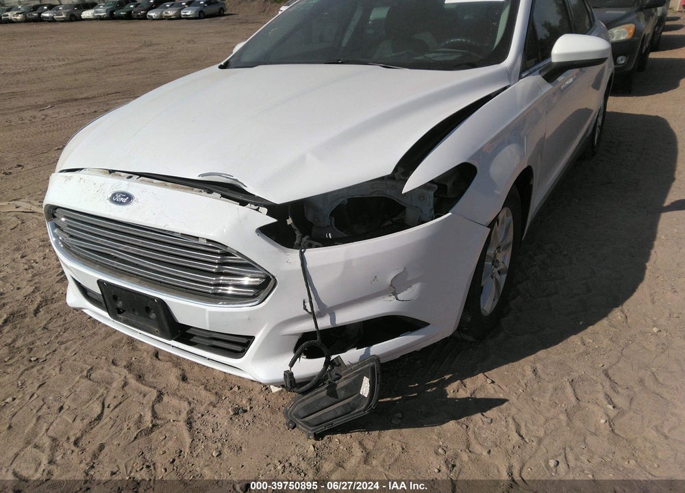 2016 FORD FUSION S VIN: 1FA6P0G72G5121916