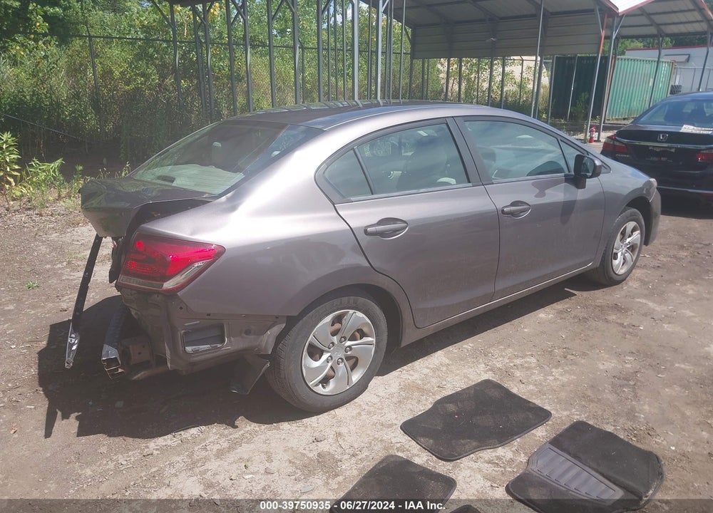 2015 HONDA CIVIC LX VIN: 19XFB2F57FE221940
