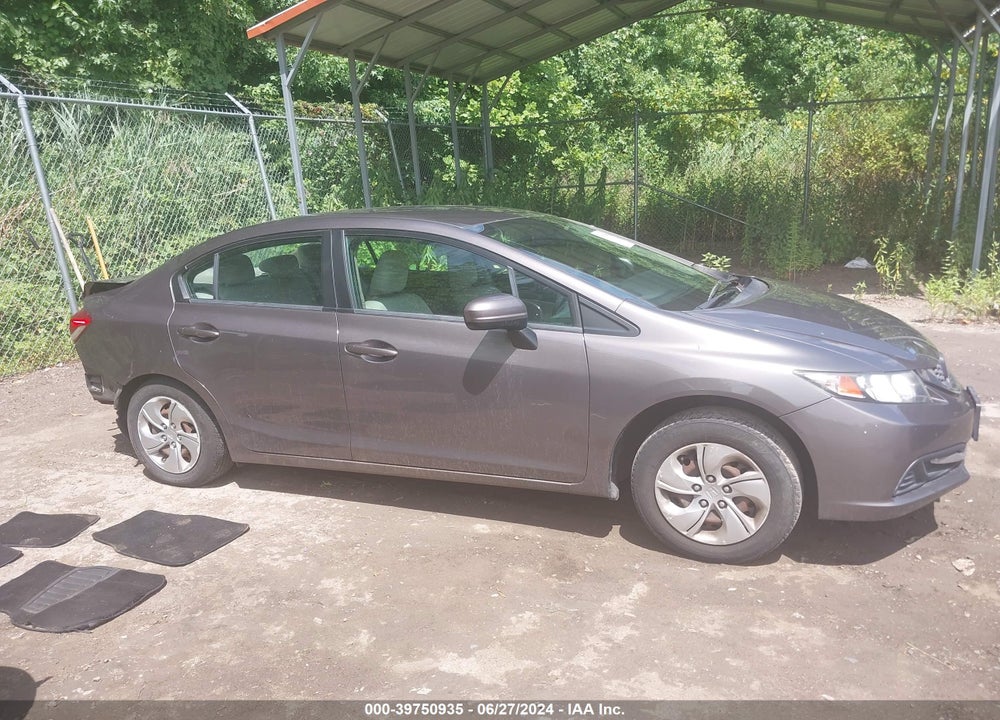 2015 HONDA CIVIC LX VIN: 19XFB2F57FE221940