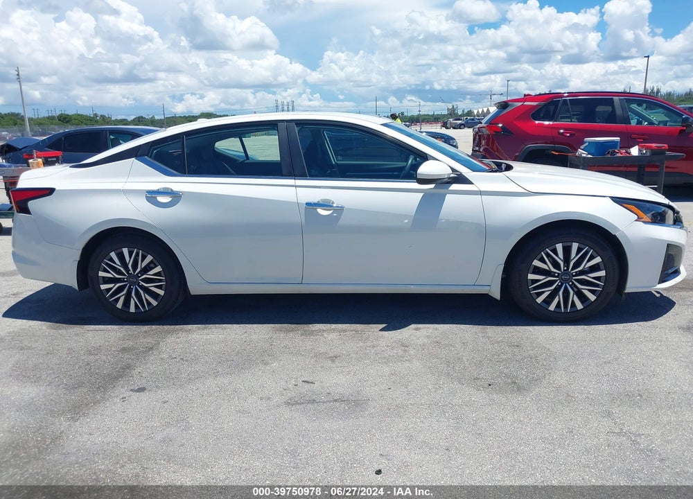2023 NISSAN ALTIMA SV FWD VIN: 1N4BL4DV5PN416867