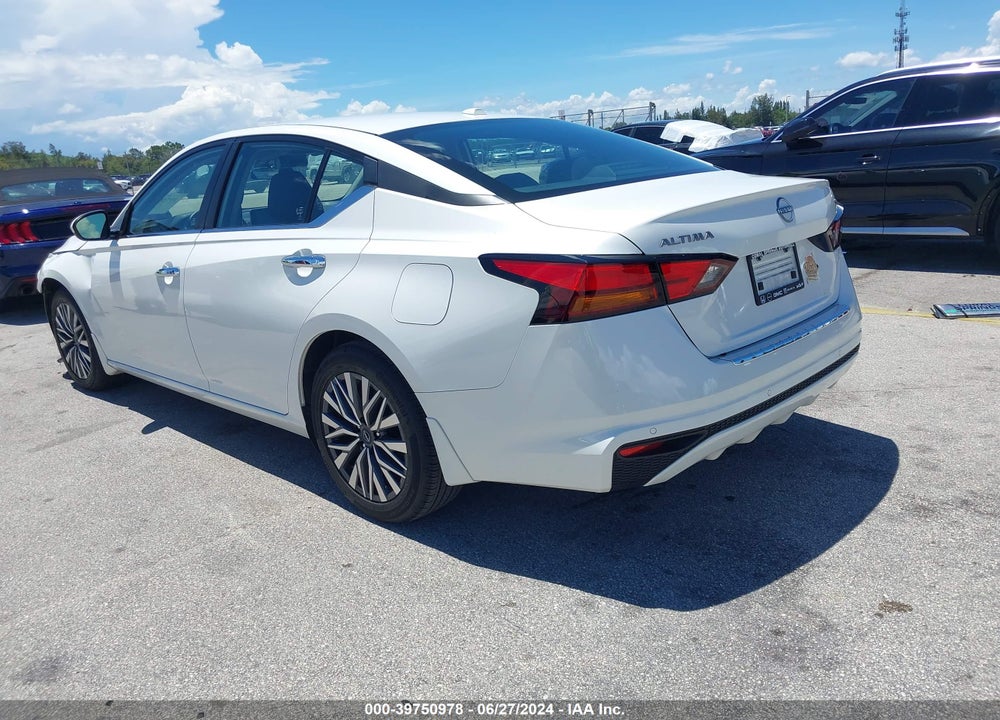 2023 NISSAN ALTIMA SV FWD VIN: 1N4BL4DV5PN416867