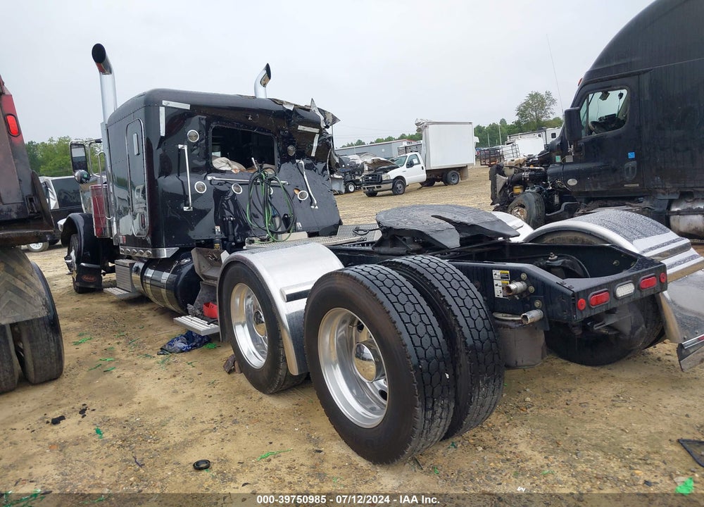 2018 PETERBILT 389 VIN: 1XPXD49XXJD433537