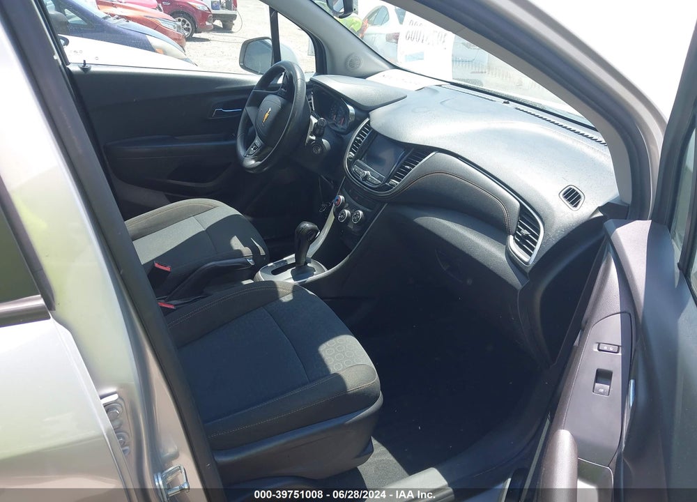 2020 CHEVROLET TRAX FWD LS VIN: KL7CJKSB8LB025061