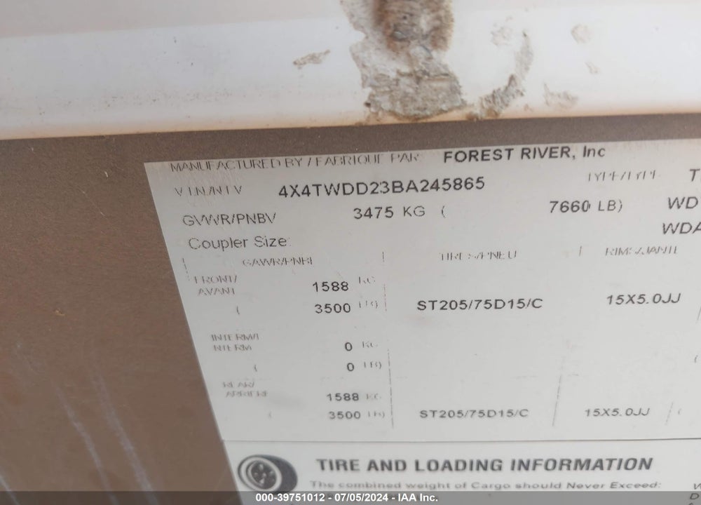 2011 FOREST RIVER RV WILDWOOD M-28RLSS VIN: 4X4TWDD23BA245865