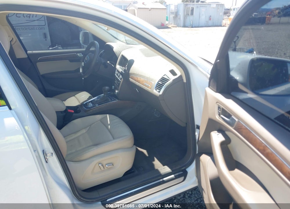 2013 AUDI Q5 2.0T PREMIUM VIN: WA1LFAFP1DA102164