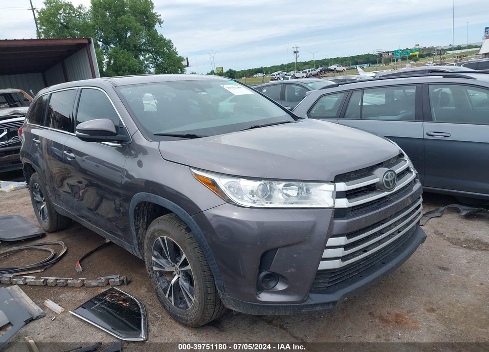 2019 TOYOTA HIGHLANDER LE VIN: 5TDZZRFH6KS368794