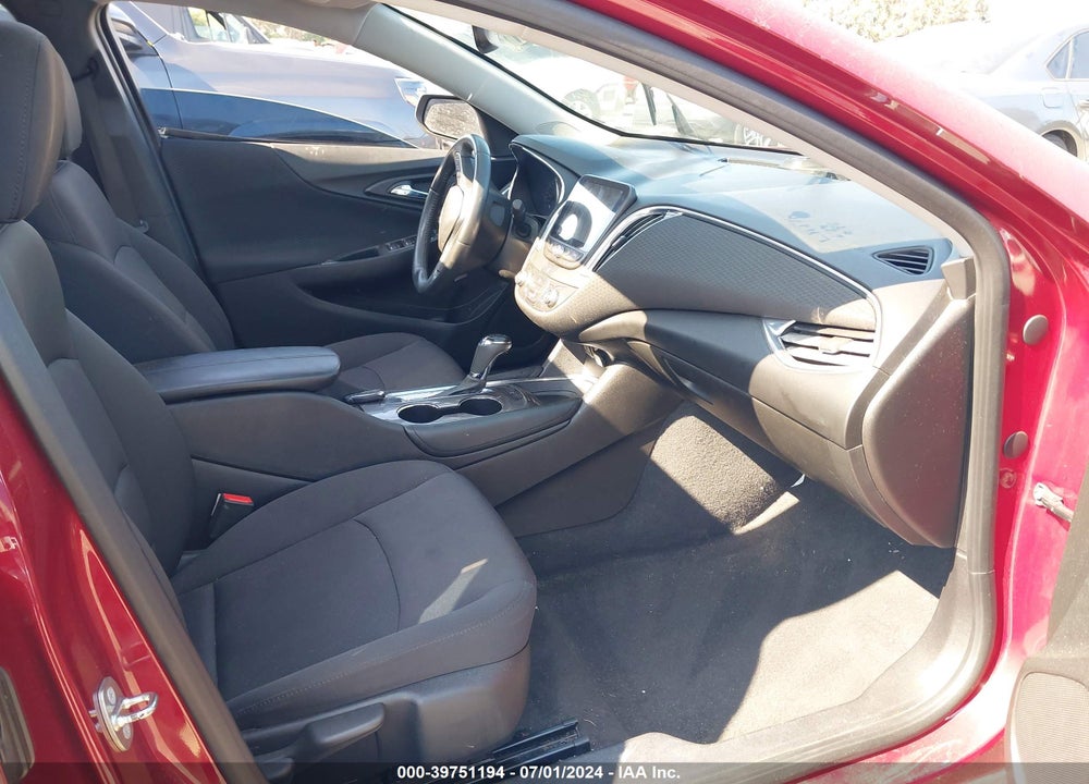 2018 CHEVROLET MALIBU LT VIN: 1G1ZD5ST4JF117281