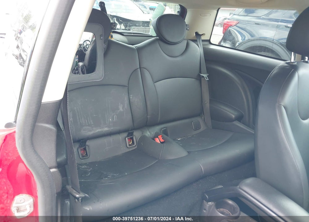 2013 MINI HARDTOP COOPER VIN: WMWSU3C5XDT372193