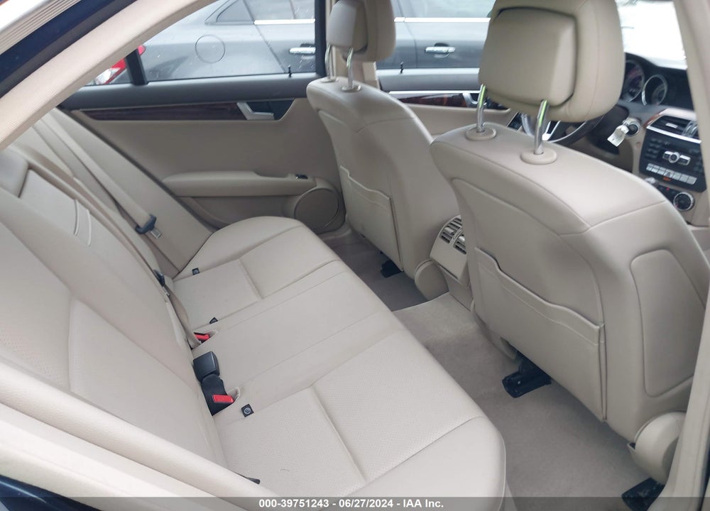 2013 MERCEDES-BENZ C 300 LUXURY 4MATIC/SPORT 4MATIC VIN: WDDGF8AB4DR275275
