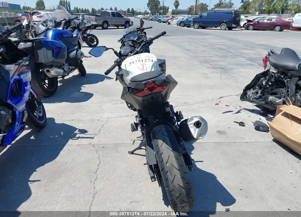 2022 KAWASAKI ER400 D VIN: JKAERKD11NDAF3468