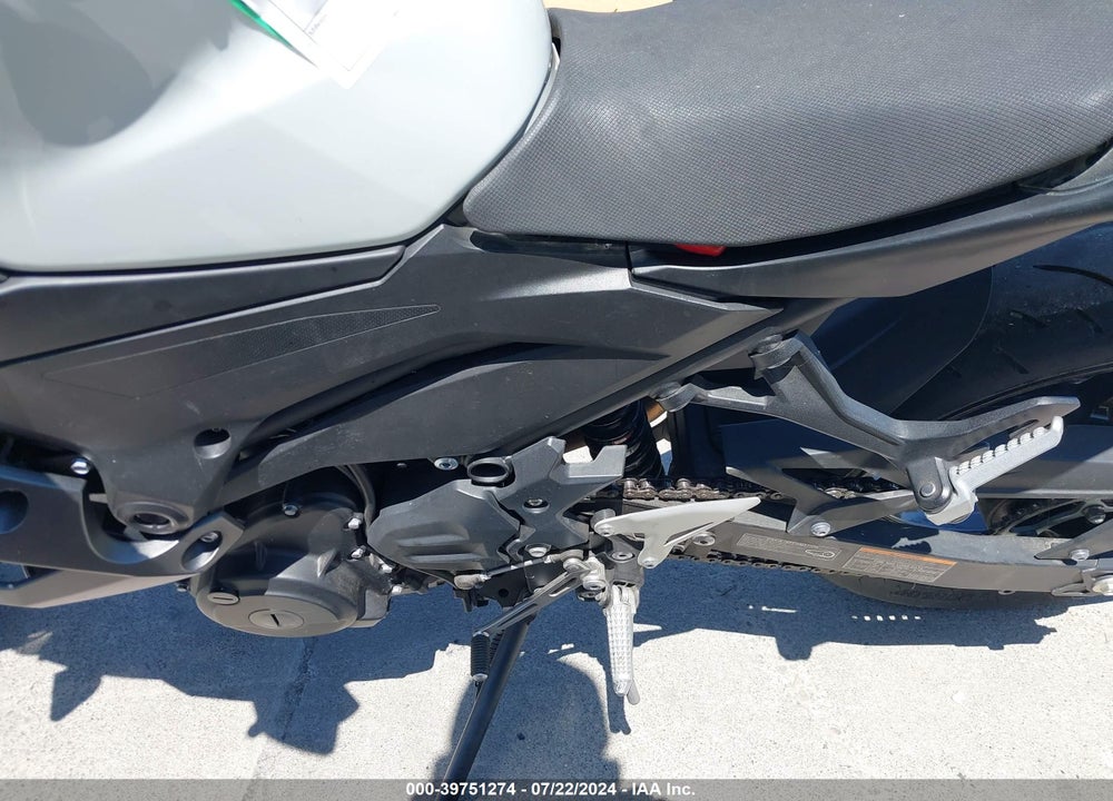 2022 KAWASAKI ER400 D VIN: JKAERKD11NDAF3468