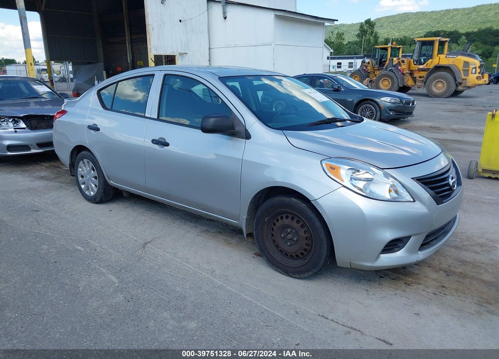 2013 NISSAN VERSA 1.6 S+ VIN: 3N1CN7AP4DL891215