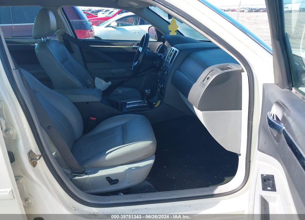 2006 CHRYSLER 300 TOURING VIN: 2C3KA53G06H125102