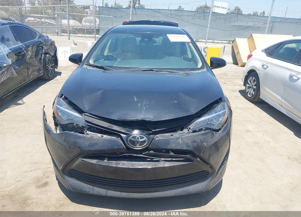2018 TOYOTA COROLLA LE VIN: 5YFBURHEXJP776497