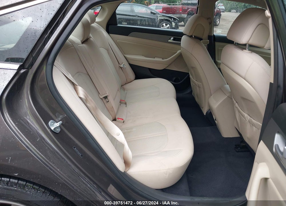 2015 HYUNDAI SONATA SE VIN: 5NPE24AF3FH243193
