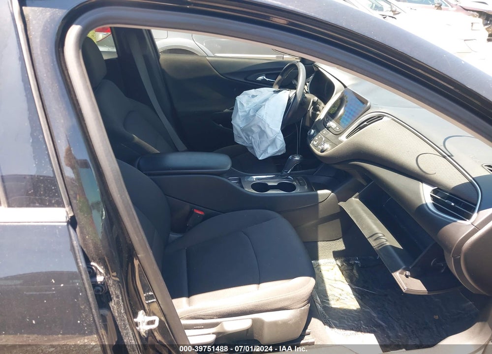 2019 CHEVROLET MALIBU RS VIN: 1G1ZG5ST6KF197174