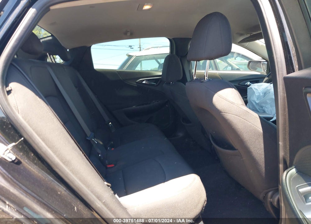 2019 CHEVROLET MALIBU RS VIN: 1G1ZG5ST6KF197174