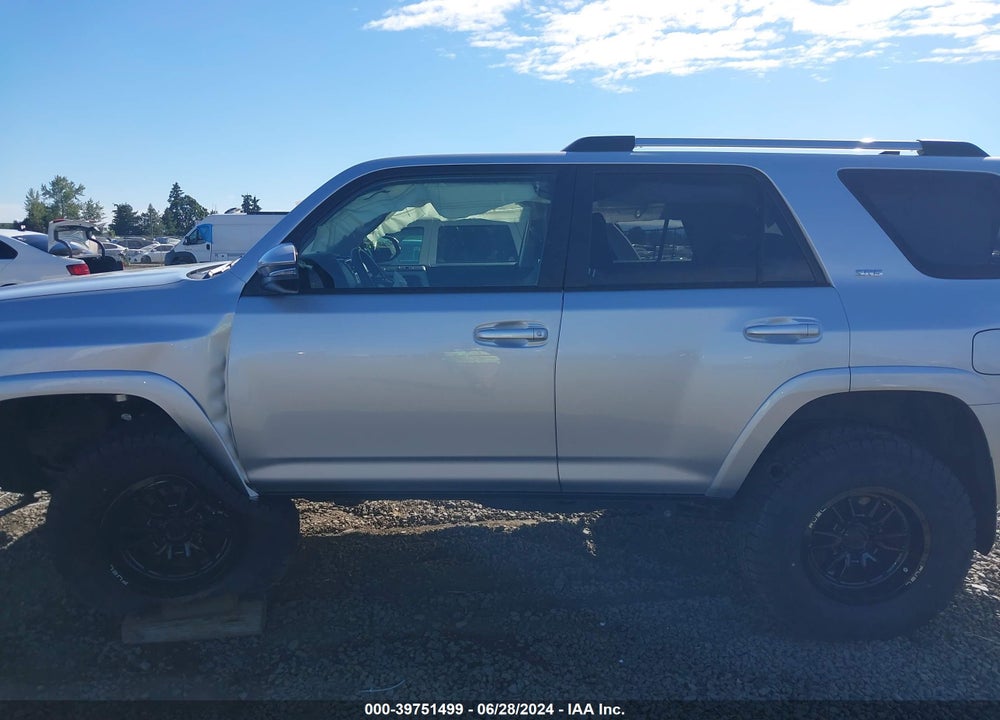 2021 TOYOTA 4RUNNER SR5 PREMIUM VIN: JTENU5JR9M5945280
