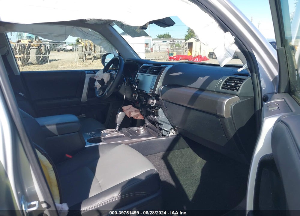 2021 TOYOTA 4RUNNER SR5 PREMIUM VIN: JTENU5JR9M5945280