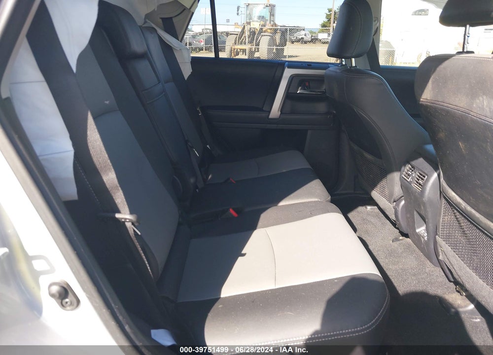 2021 TOYOTA 4RUNNER SR5 PREMIUM VIN: JTENU5JR9M5945280