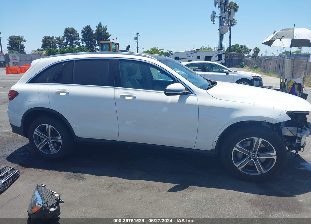 2017 MERCEDES-BENZ GLC 300 VIN: WDC0G4JB8HF253962