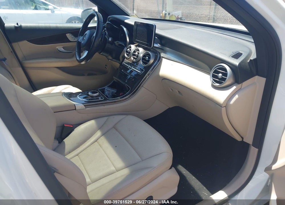 2017 MERCEDES-BENZ GLC 300 VIN: WDC0G4JB8HF253962