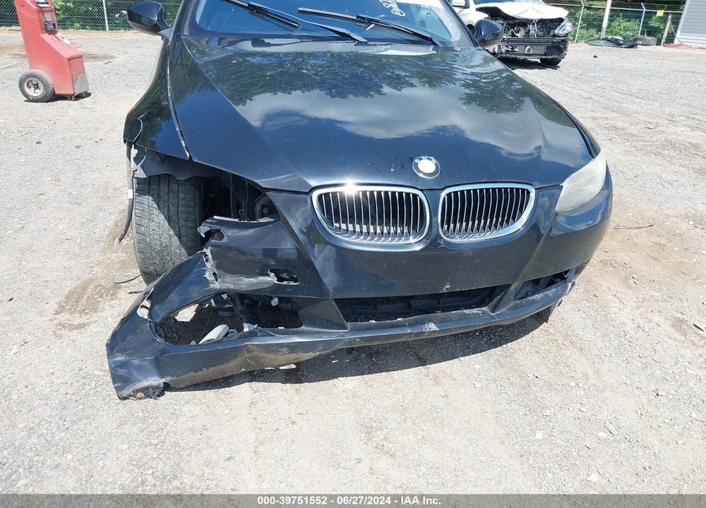 2010 BMW 328I XDRIVE VIN: WBAWV5C57AP082086