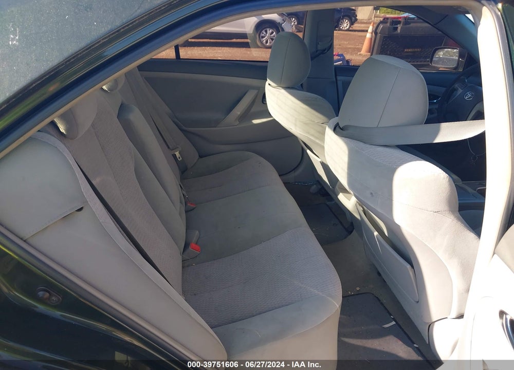 2011 TOYOTA CAMRY LE VIN: 4T1BF3EK8BU718955