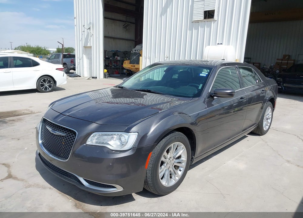 2017 CHRYSLER 300 VIN: 2C3CCAAG7HH511853