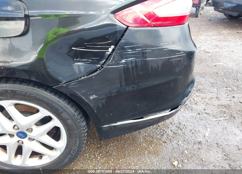 2014 FORD FUSION SE VIN: 3FA6P0HD7ER275083