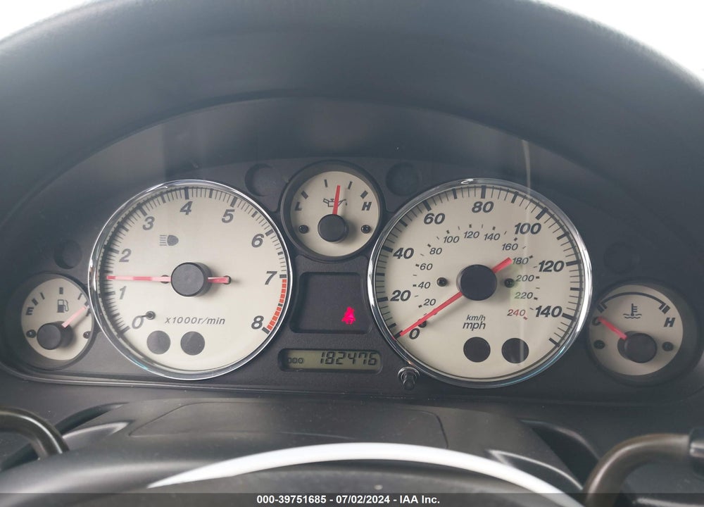 2001 MAZDA MX-5 MIATA LS/SPECIAL EDITION VIN: JM1NB353710210066