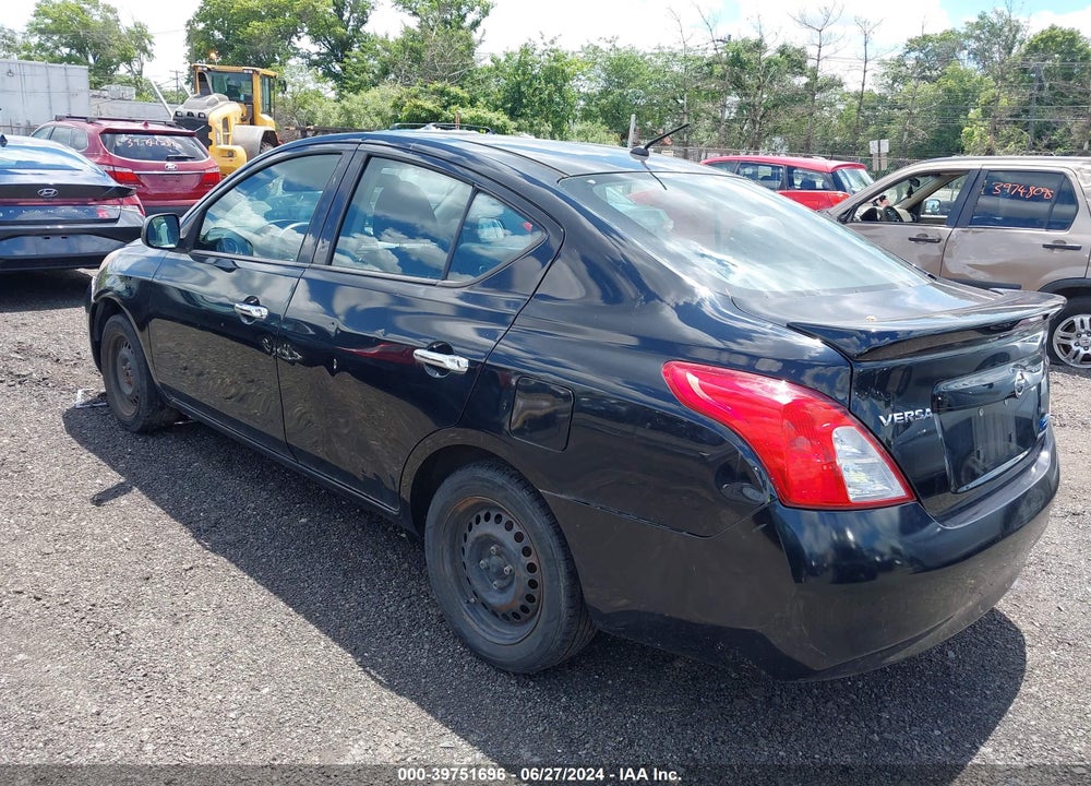 2014 NISSAN VERSA 1.6 SV VIN: 3N1CN7AP5EL811082