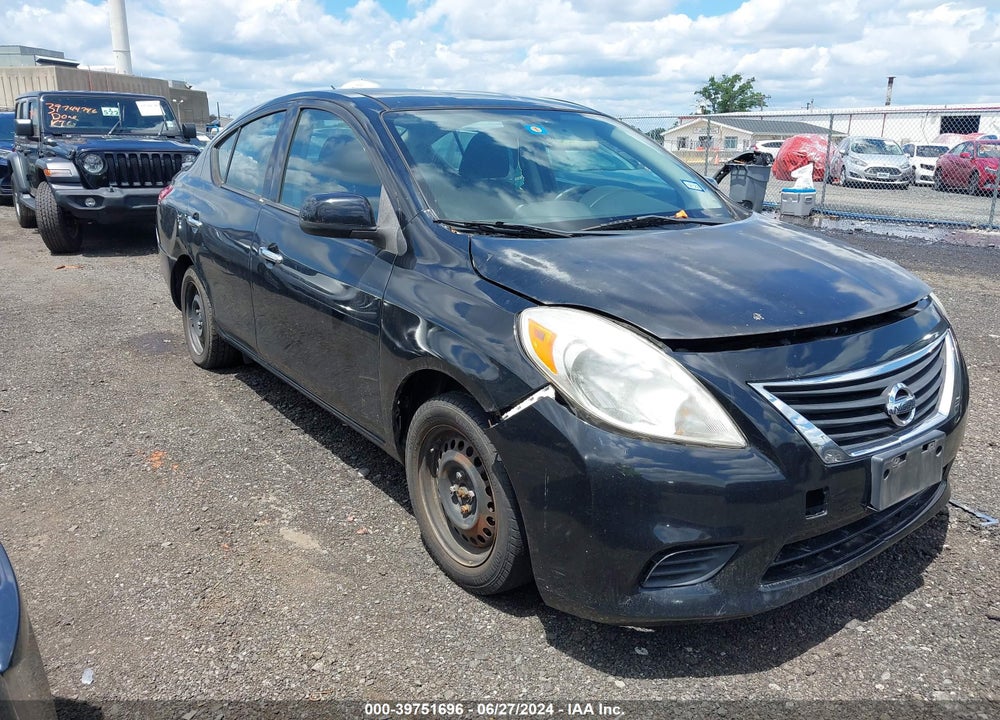 2014 NISSAN VERSA 1.6 SV VIN: 3N1CN7AP5EL811082
