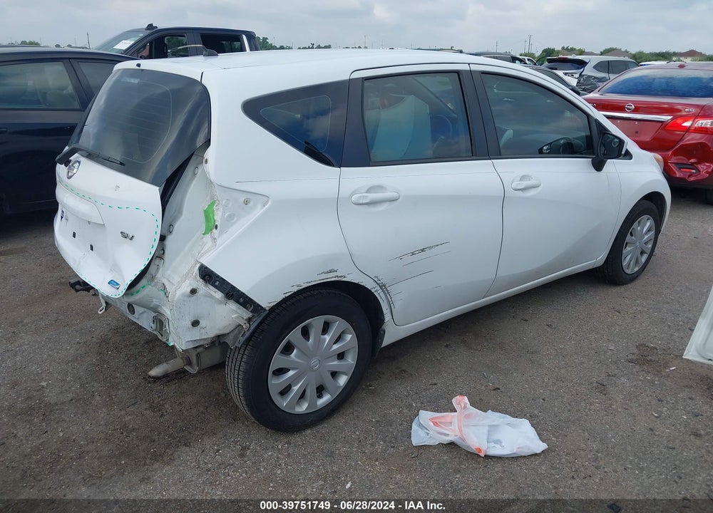 2015 NISSAN VERSA NOTE SV VIN: 3N1CE2CP9FL448111