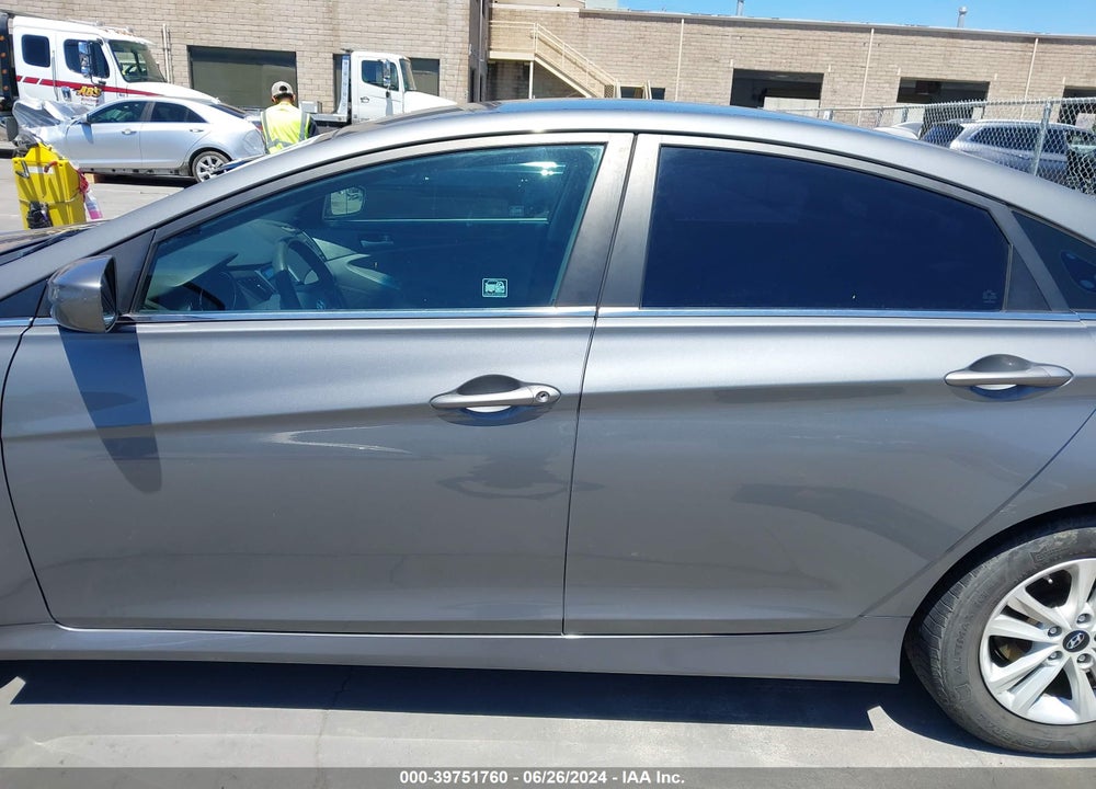 2014 HYUNDAI SONATA GLS VIN: 5NPEB4AC4EH869680